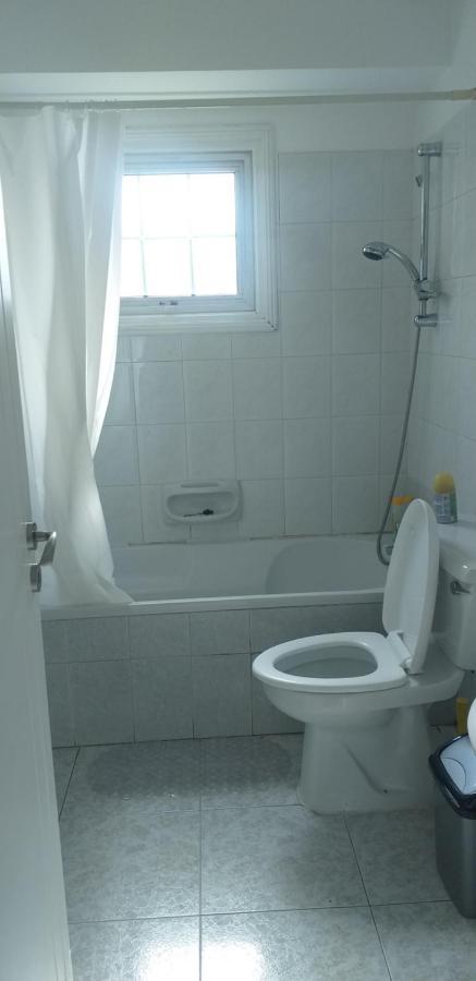 2 Bedroom Apartment Near Finikoudes Lárnaka Kültér fotó